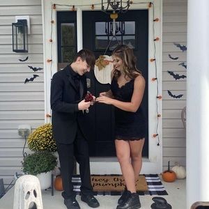 Meet your Posher, Amya